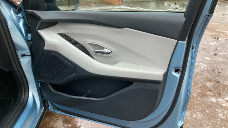 Ford Explorer 210kW Select 77kWh 5dr Auto Electric Estate